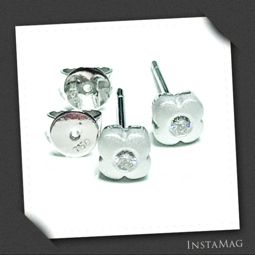 18KT WHITE GOLD & DIAMOND Flower Stud Earrings